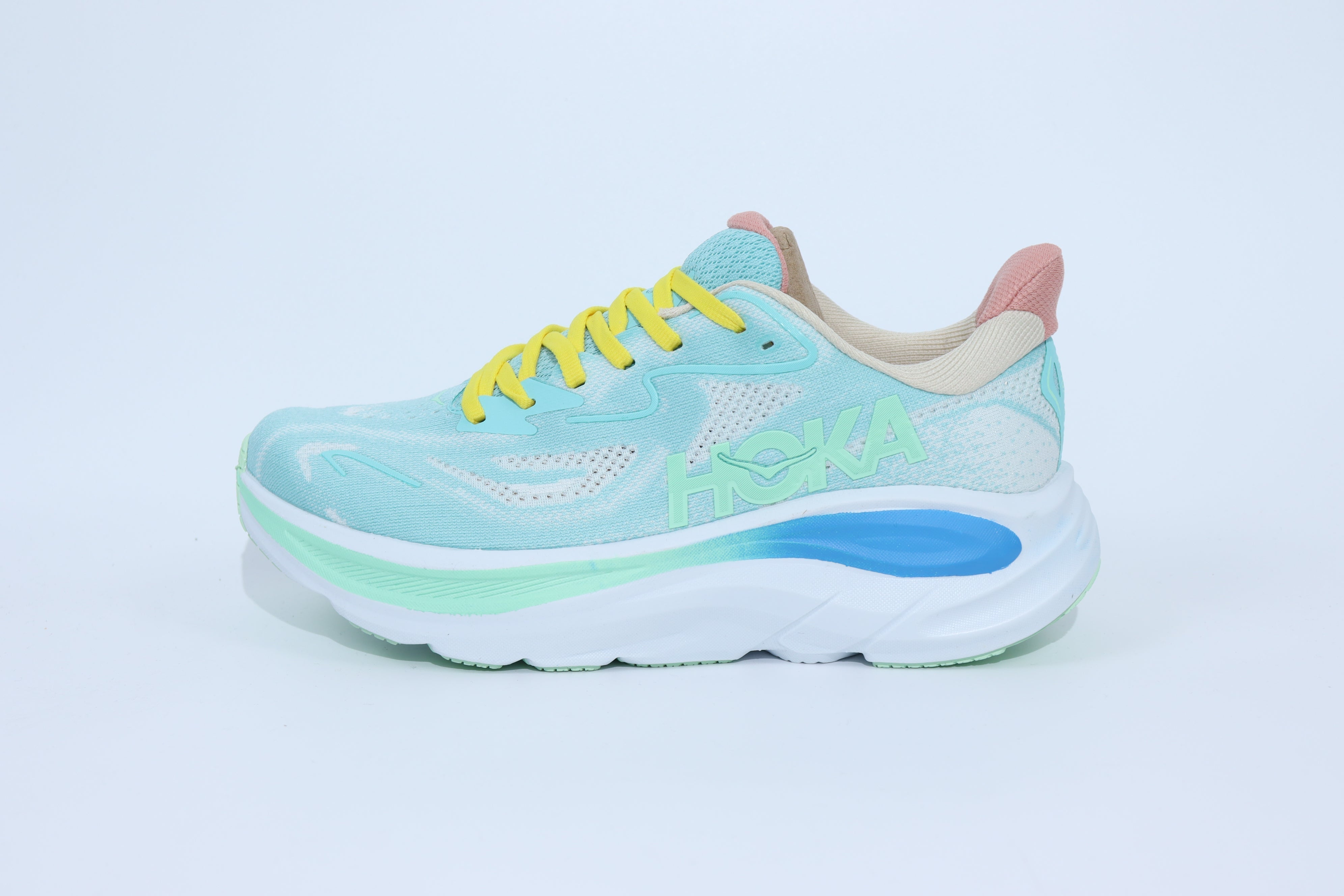 AeroStride 10 Running Shoes
