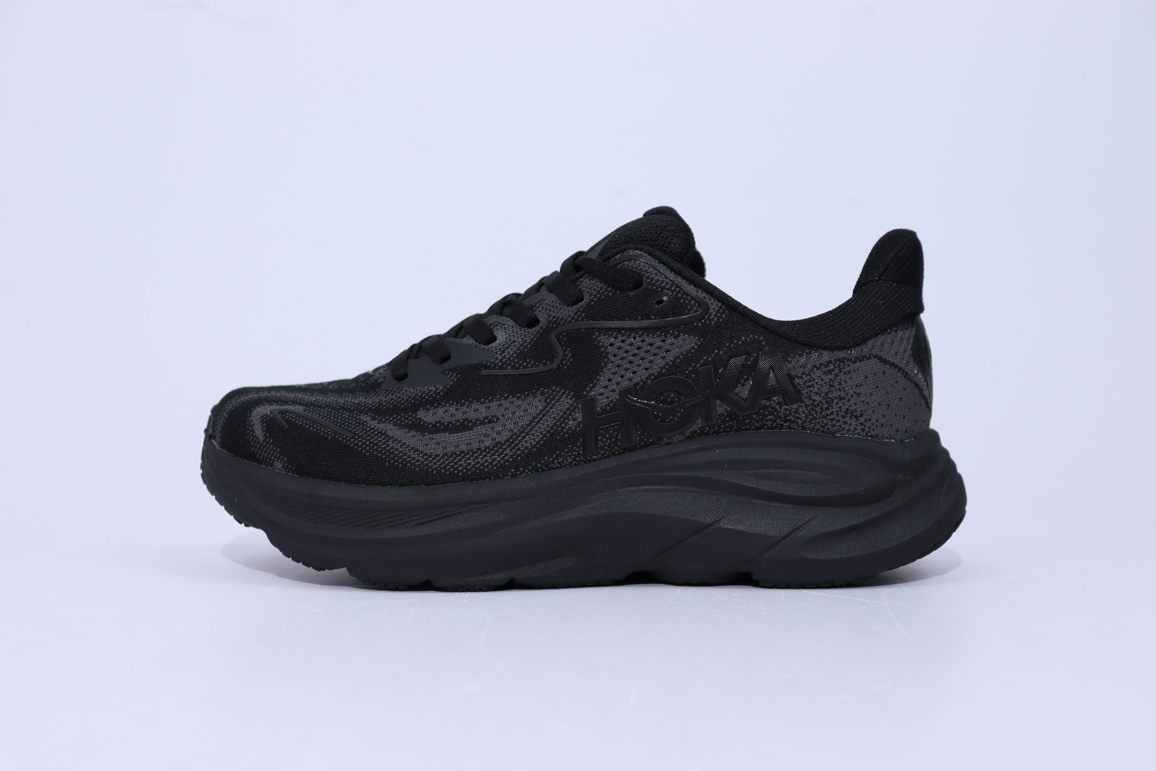 AeroStride 10 Running Shoes
