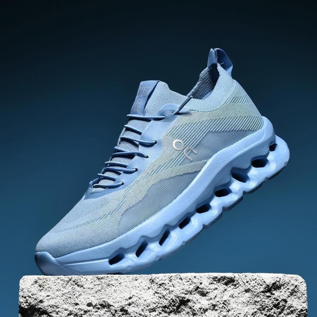 ON Cloudtilt Surge Sneakers – Komfort & Performance