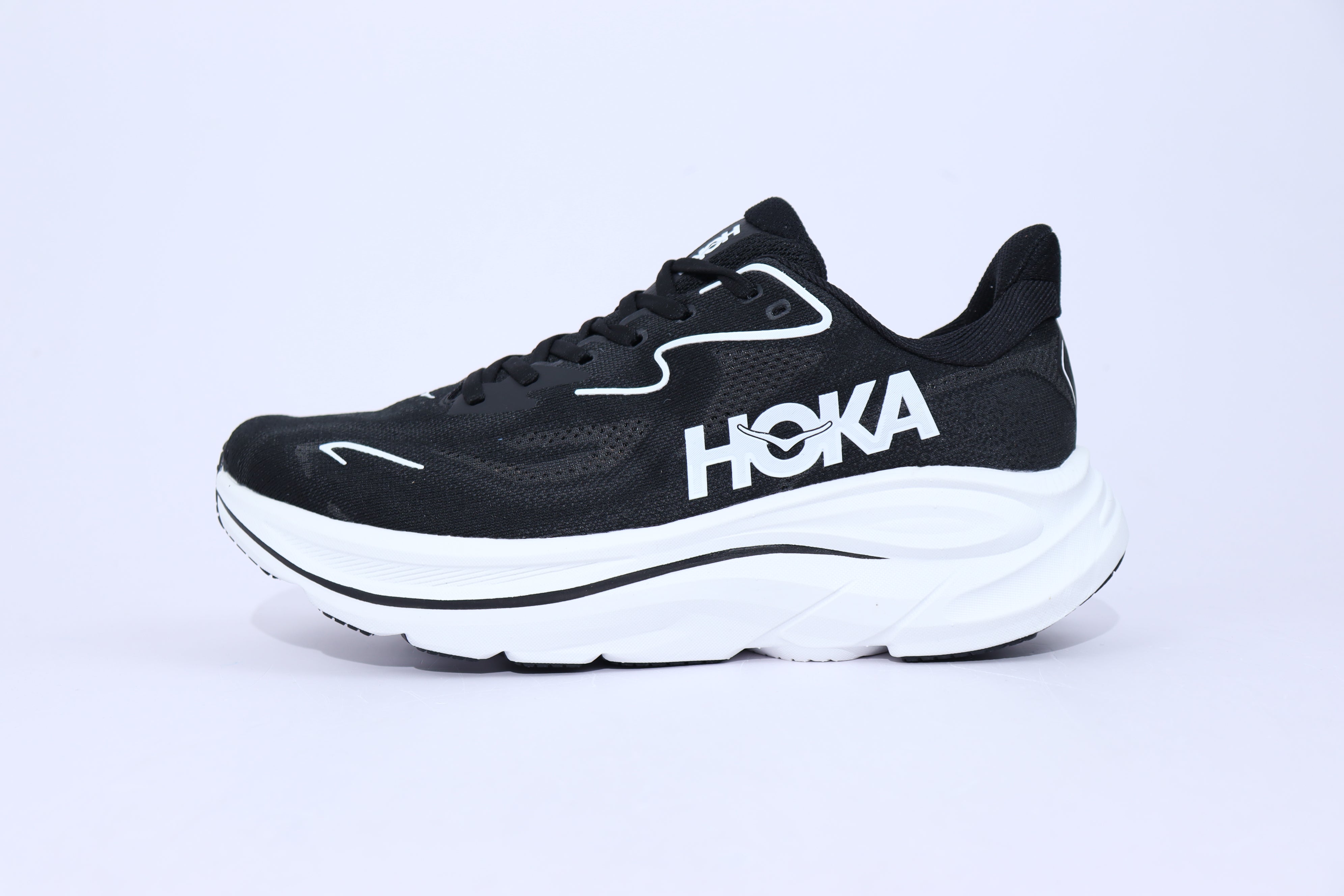 AeroStride 10 Running Shoes