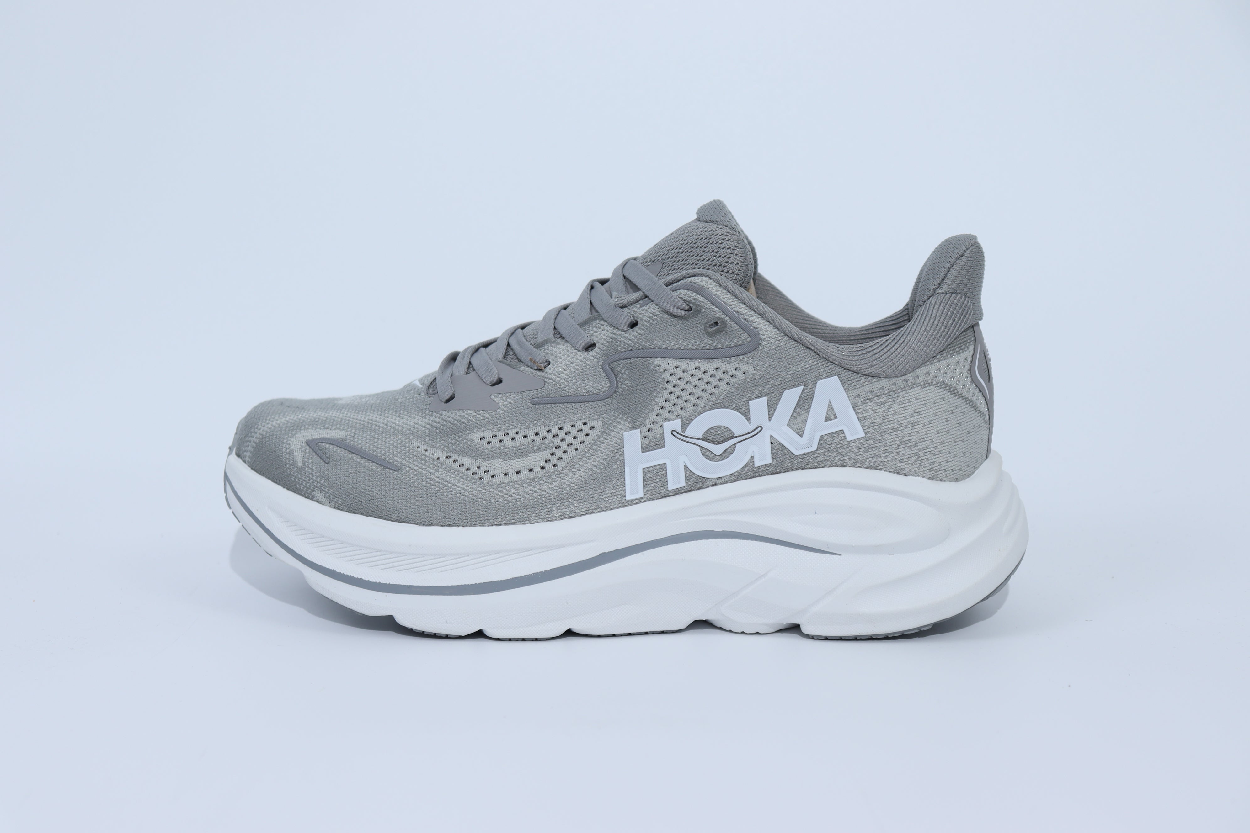 AeroStride 10 Running Shoes
